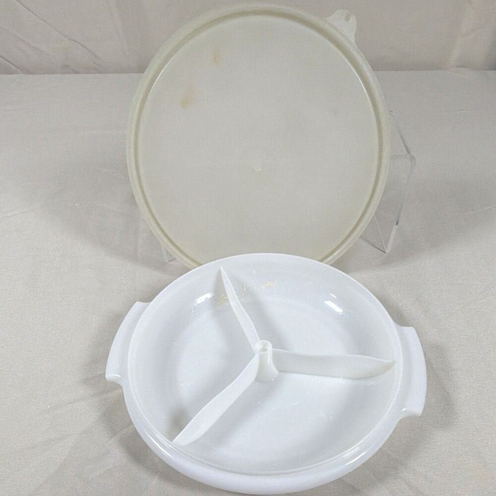 Vintage Tupperware White 3 Section Divided Serving Dinnner Tray With Lid 8"